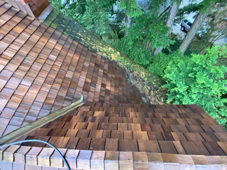 Cedar shake roof after cleaning and maintenance